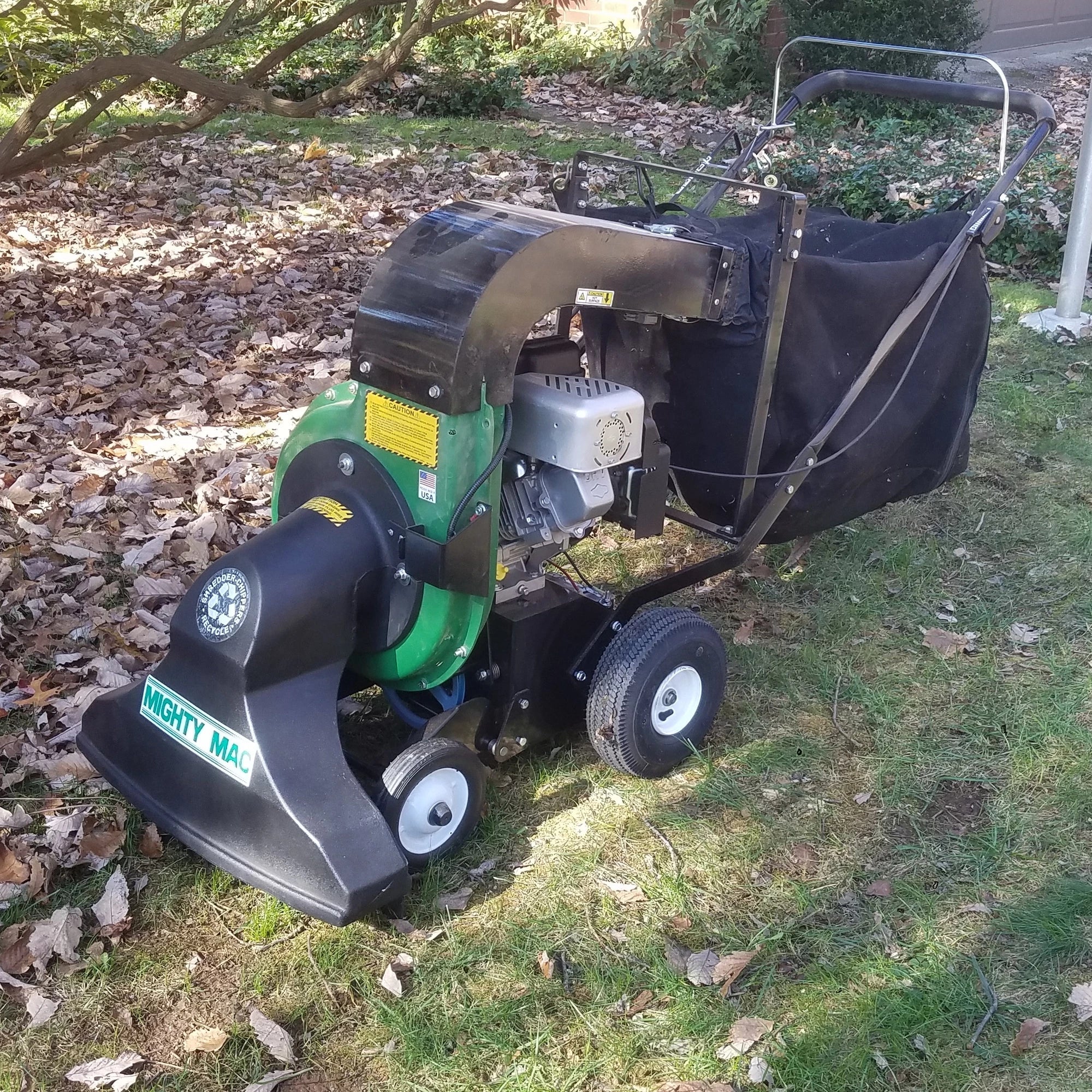 Mighty Mac™ Self-Propelled Vacuum-Chipper-Bagger (VCB1102)