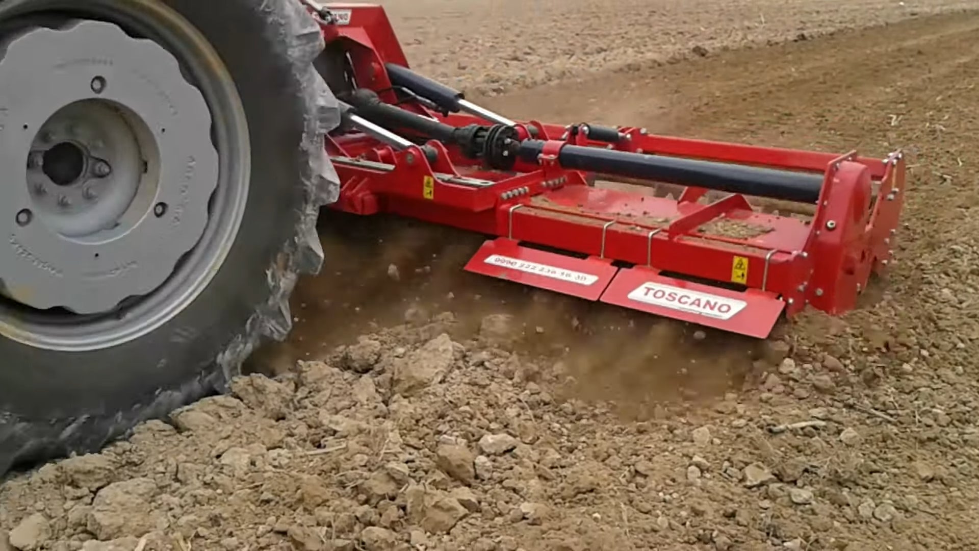 TOSCANO | Folding Rotary Tiller | Model 5300 & 5800 | Work Width 17 To 18.7 Feet | HorsePower 180-300 HP | For Tractor